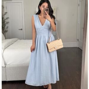 ABERCROMBIE & FITCH Crinkle Textured Smocked Maxi Dress Light Blue Sz M NWT 3H42